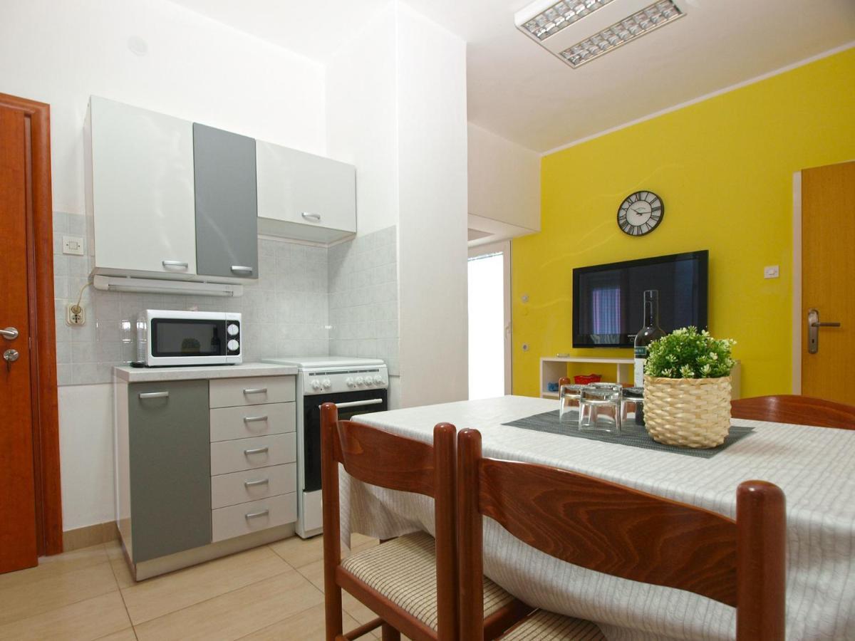 מדולין Apartments Biskupije 810 מראה חיצוני תמונה