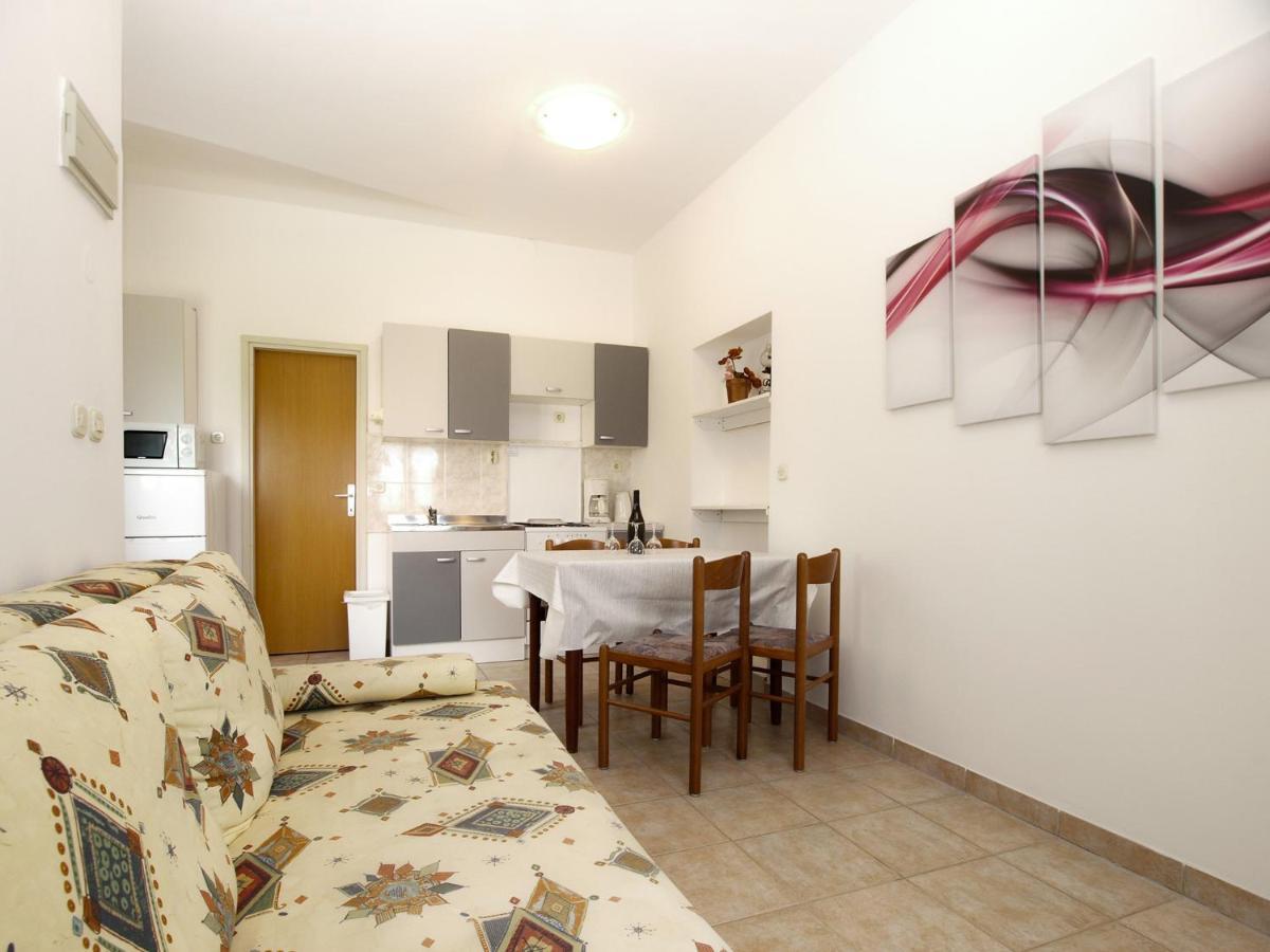 מדולין Apartments Biskupije 810 מראה חיצוני תמונה