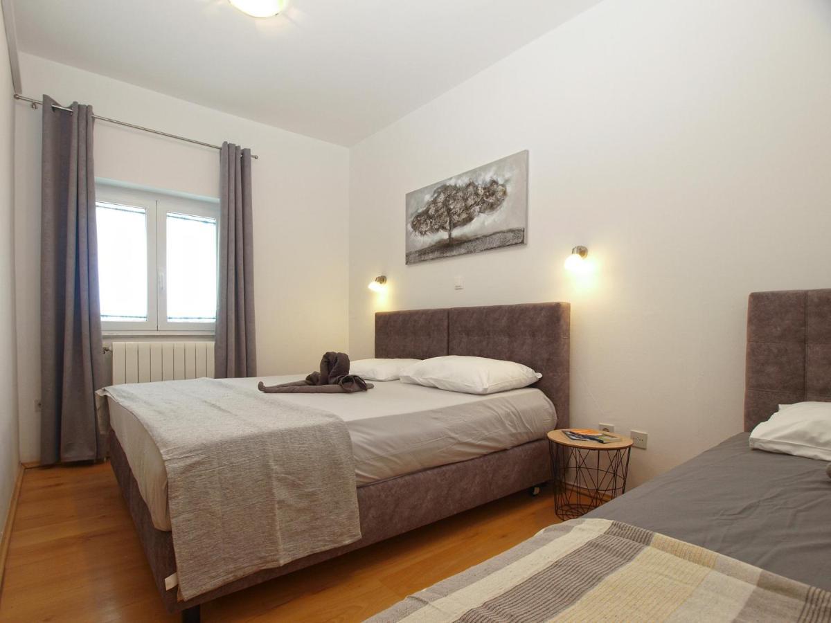 מדולין Apartments Biskupije 810 מראה חיצוני תמונה
