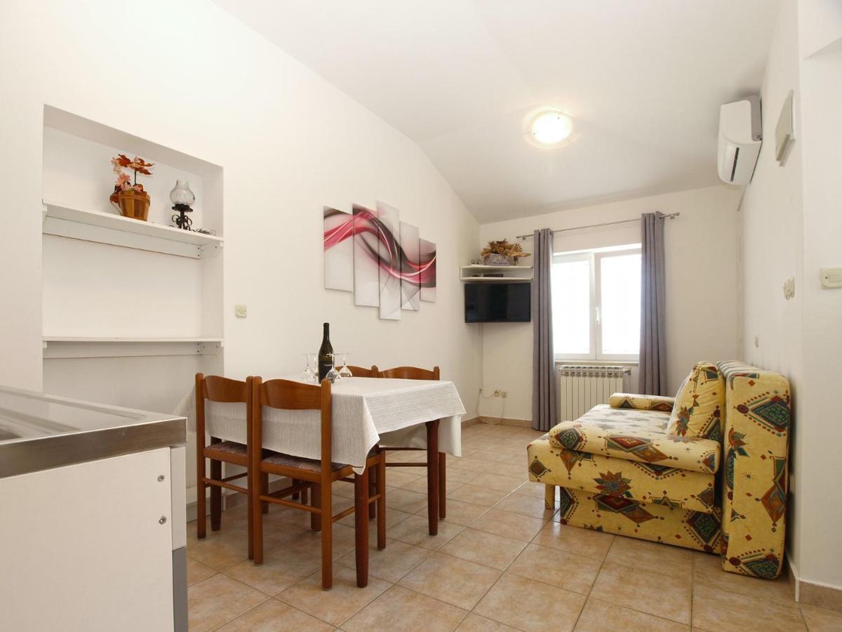 מדולין Apartments Biskupije 810 מראה חיצוני תמונה