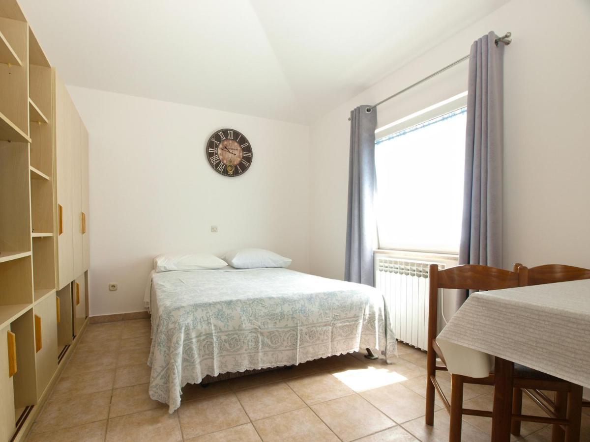 מדולין Apartments Biskupije 810 מראה חיצוני תמונה