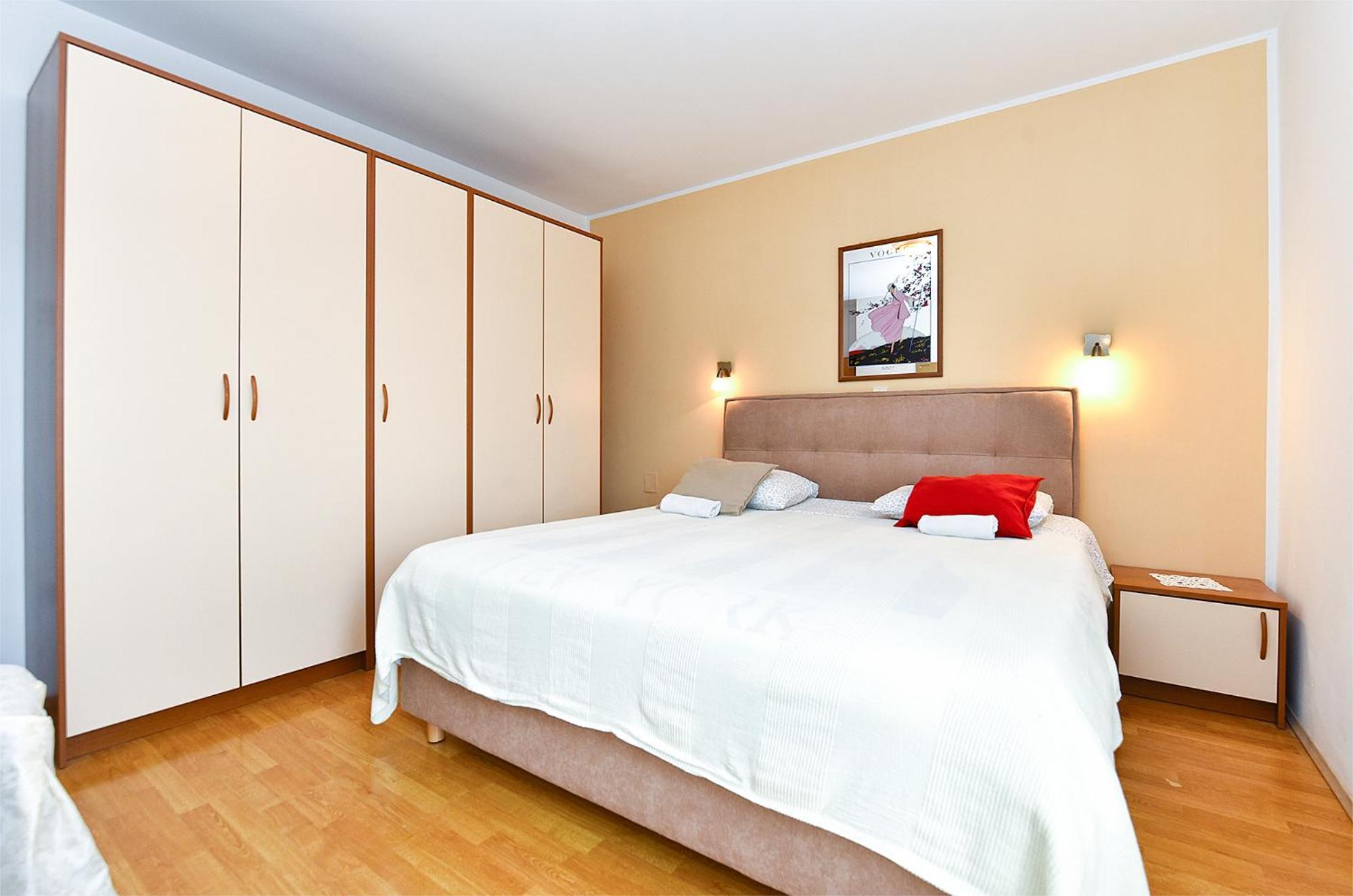 מדולין Apartments Biskupije 810 מראה חיצוני תמונה