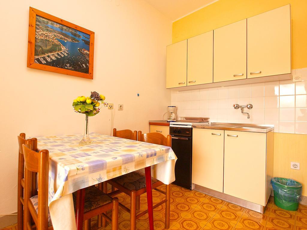 מדולין Apartments Biskupije 810 מראה חיצוני תמונה