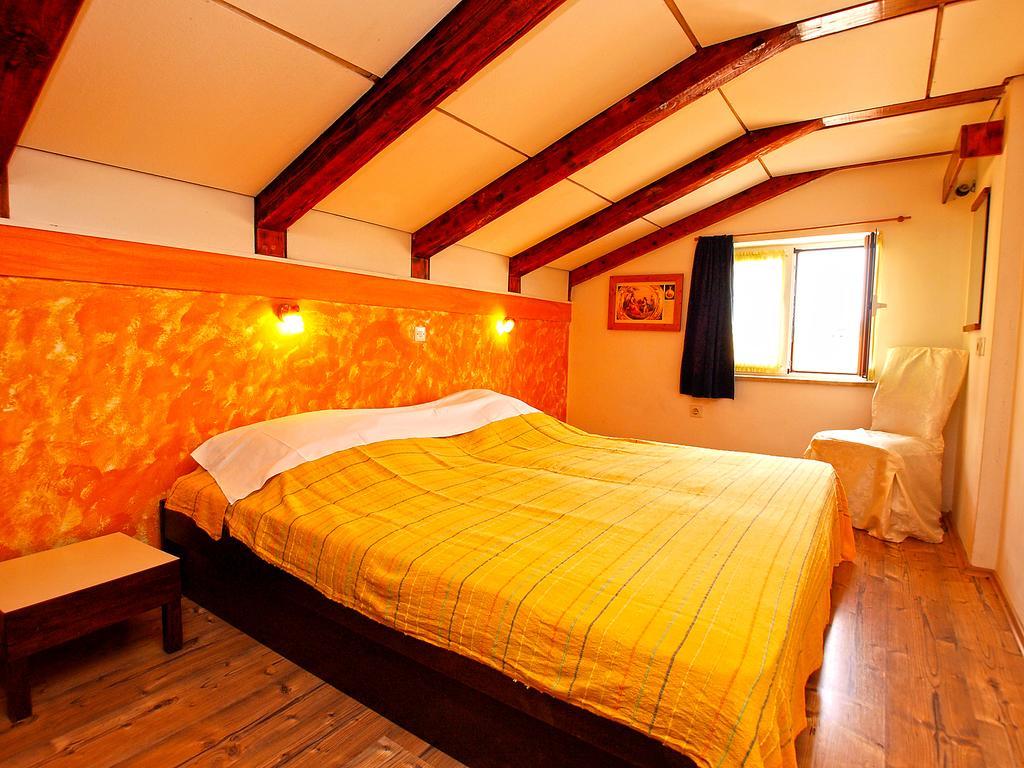 מדולין Apartments Biskupije 810 מראה חיצוני תמונה