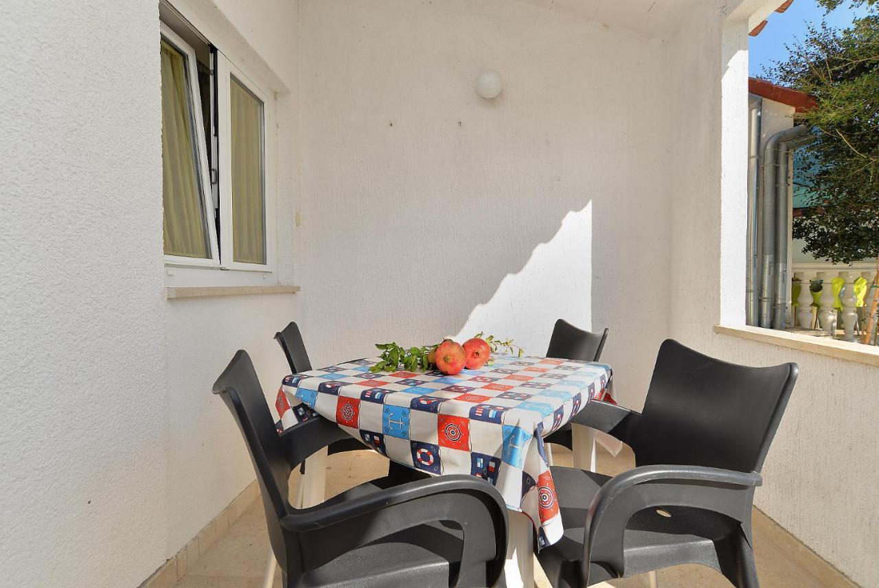מדולין Apartments Biskupije 810 מראה חיצוני תמונה