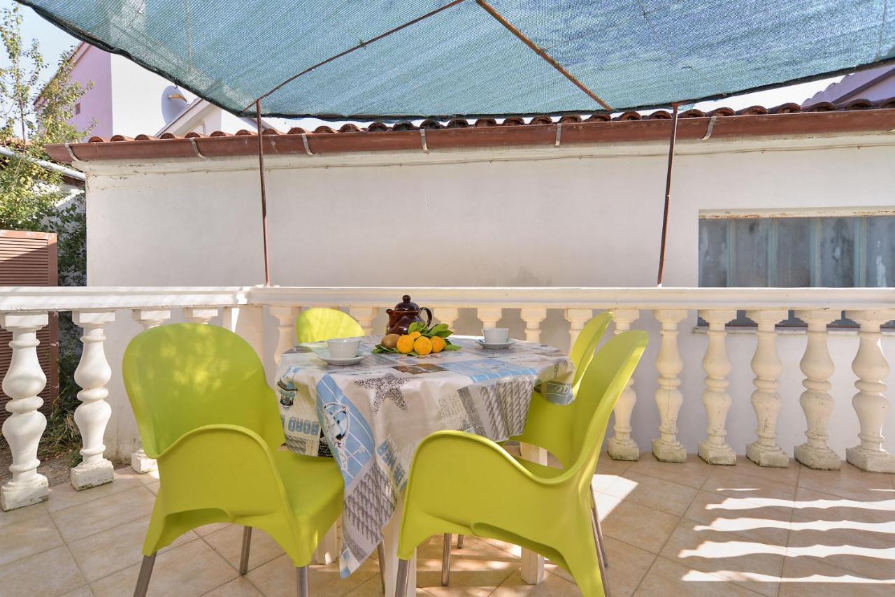מדולין Apartments Biskupije 810 מראה חיצוני תמונה